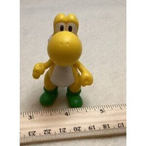 Yellow Yoshi Vinyl Figurine 2.5" Nintendo Super Mario Collectible Toy